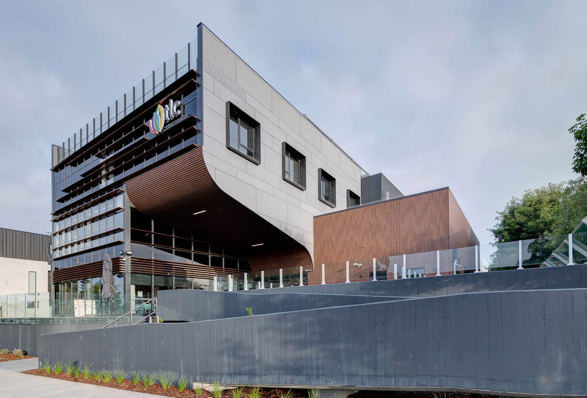 Curved Aluminium Cladding for TLC Whitewater - Sculptform